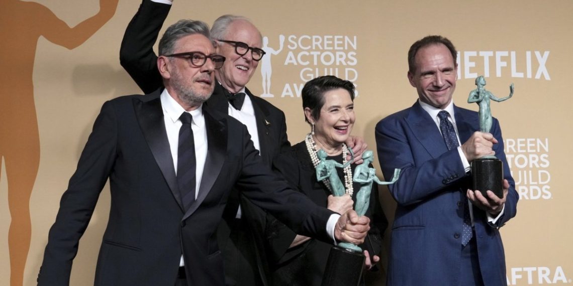 PHOTO COLLECTION: 31st Annual SAG Awards – Press Room – St. Albert Gazette