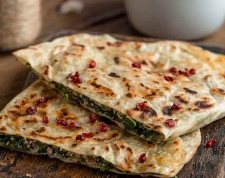 7 Simple Steps to Make Broccoli Paneer Paratha at House