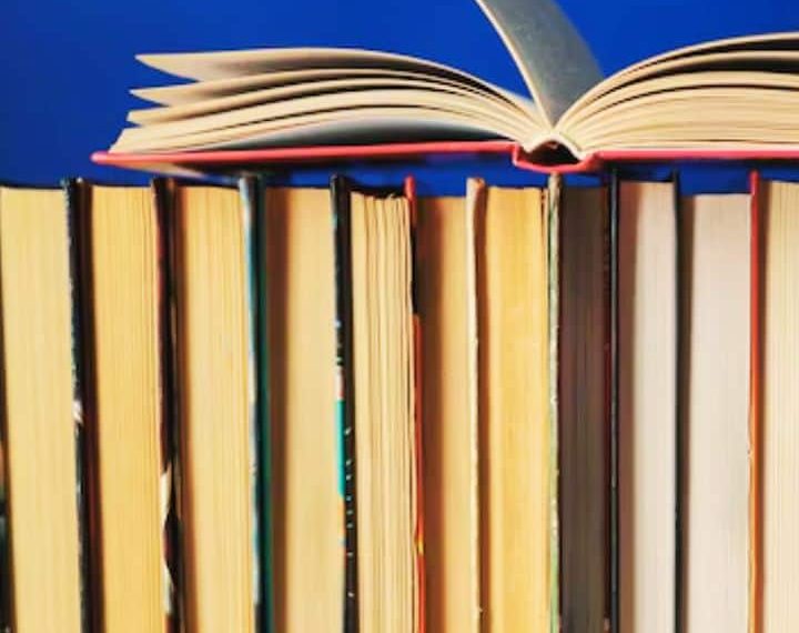 6 Should-Learn Books That Will Enhance Your Emotional Intelligence