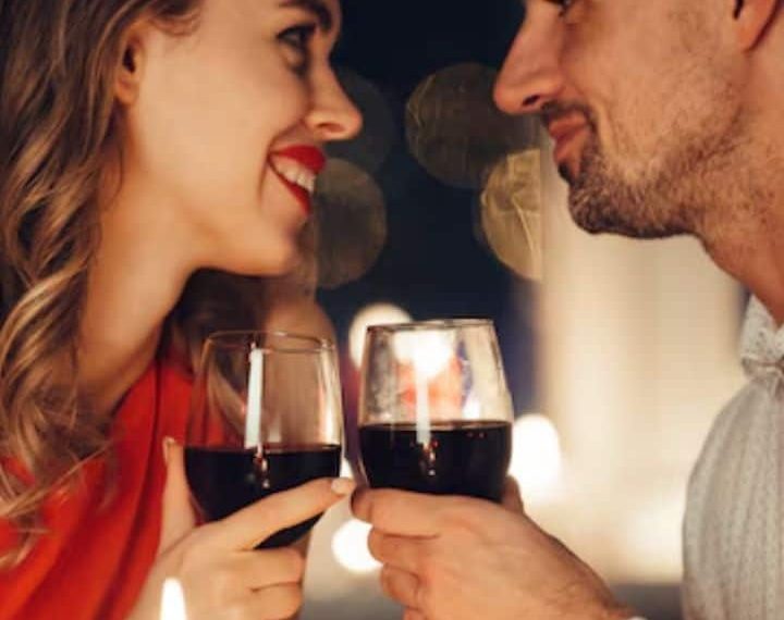 7 Methods To Make Your First Date Unforgettable