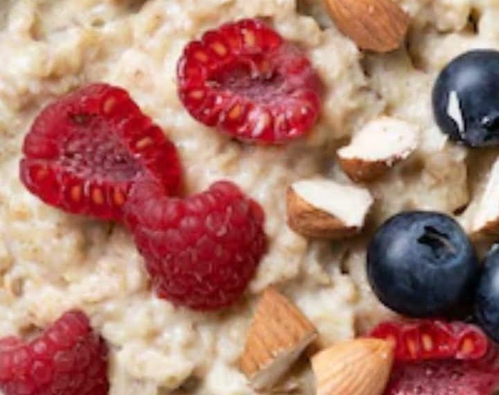 Prime 7 Meals to Enhance Digestive Well being