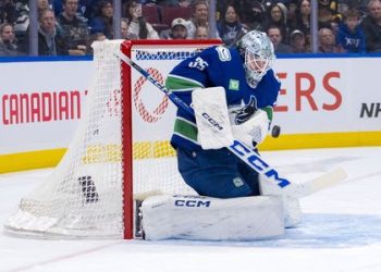 Canucks G Thatcher Demko (decrease physique) from week-taylorville Each day Information