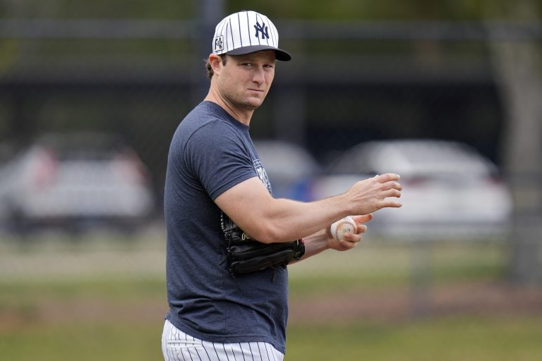 New York Yankees give up Barbei’s ban 49 after being imposed by proprietor George Steinbrenner – Taylorville Each day Information