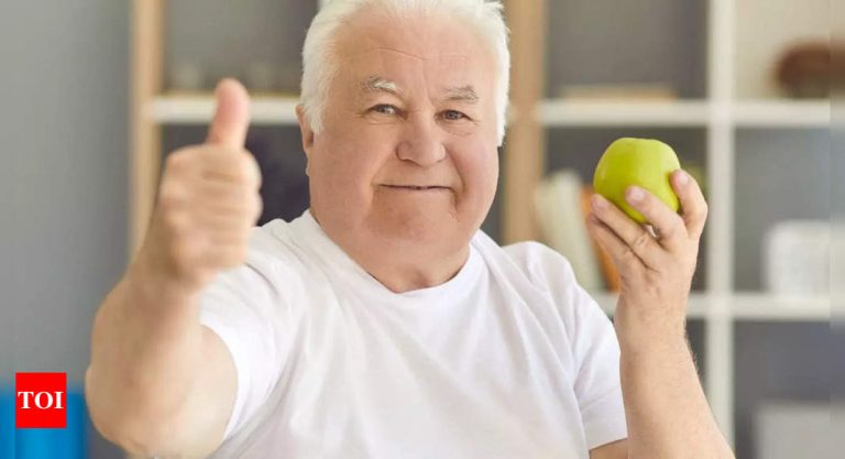 Joseph Caminiti: 100-year-old man nonetheless hits the health club and drives—that is his secret to a protracted, wholesome life |