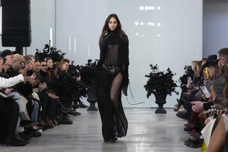 Irina Shayk opens Blumarine present in Milan injecting buzz into artistic director David Koma’s debut