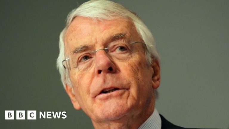 Trump’s isolation threatens world democracy, former Prime Minister John Main warns