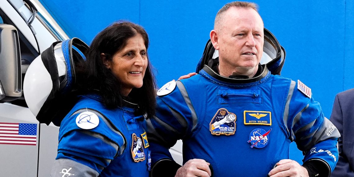 Elon Musk and Astronauts are inserted opposite to MS claims