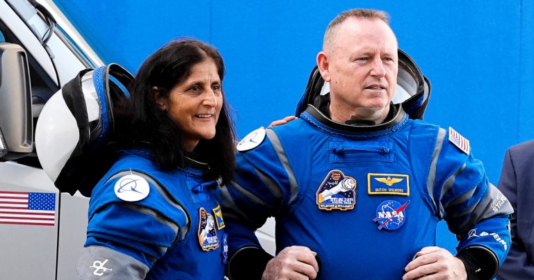 Elon Musk and Astronauts are inserted opposite to MS claims