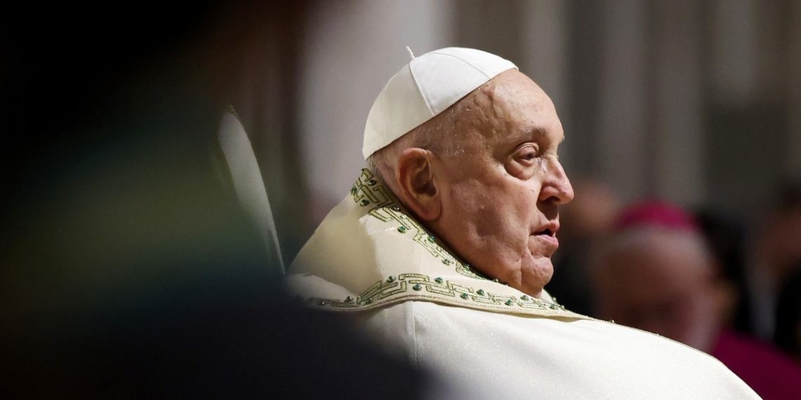 Pope Francis in essential situation with pneumonia and kidney points, Vatican says