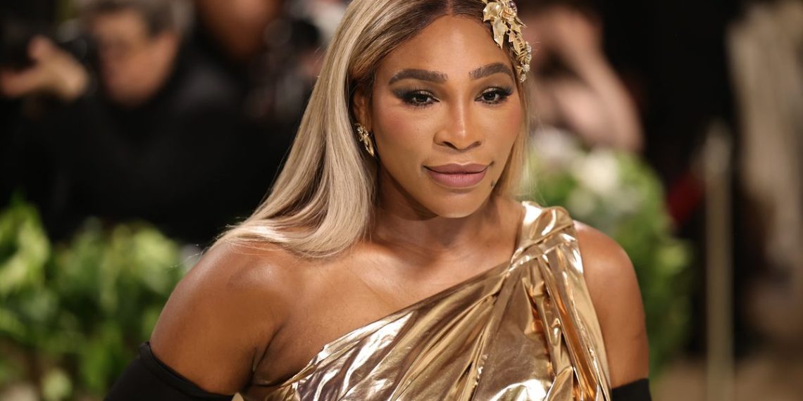 Serena William’s daring seaside trousers with matching bikini is ideal for poolside days to return