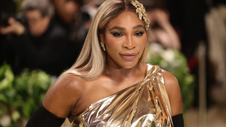 Serena William’s daring seaside trousers with matching bikini is ideal for poolside days to return