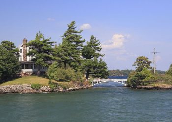 The world’s ‘shortest worldwide bridge’ that connects two large nations | Journey Information | Journey