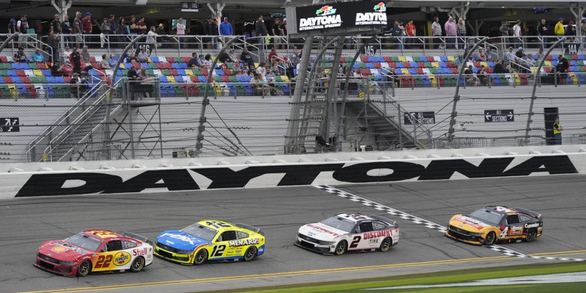 Daytona 500 Reside Updates: 2025 NASCAR DESCARS CUPS sequence Flagrant rain after simply 11 shifts