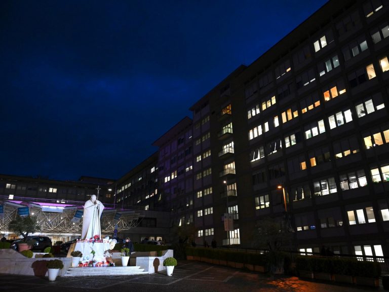 Gemelli, Das Hospital de Los Pontiffs, often called “Vatican III”, recognized