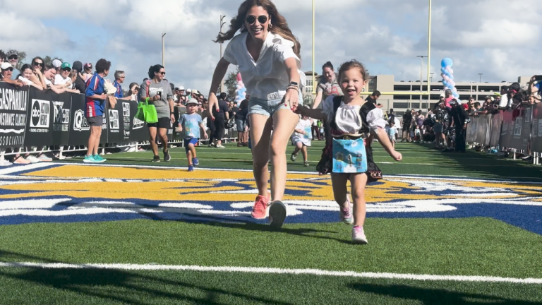 Tons of of kids run for a more healthy way of life, to say no to medicine