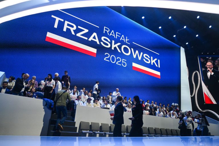 Polish presidential entrance chief receives marketing campaign on the European stage