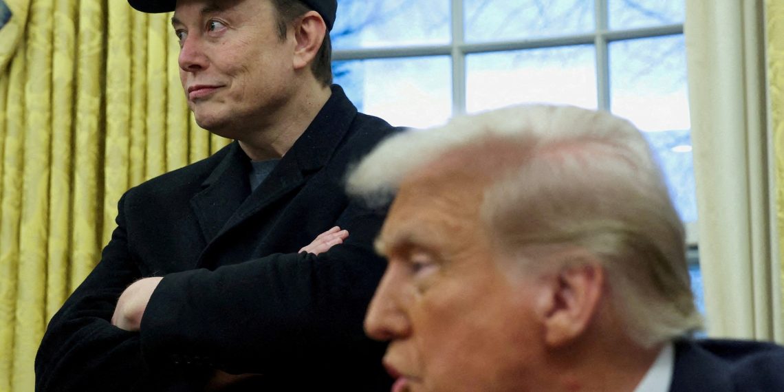 Elon Musk asks from the state workers to provide or resign accounts