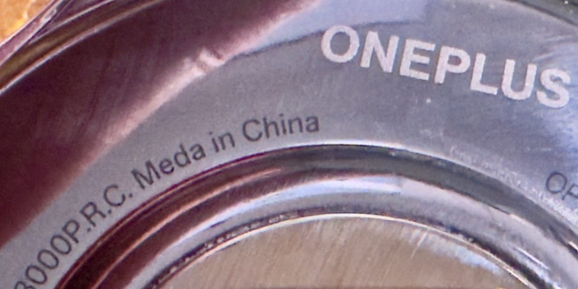 OnePlus Watch three has a non -flexible however nice typing