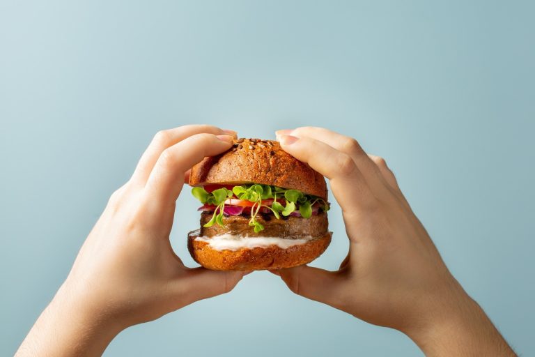 Most plant-based restaurant meals are unhealthy, research finds