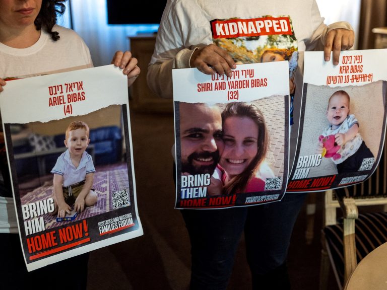 Shiri Bibas and his two youngsters, a logo of the nightmare of the hostages in Gaza