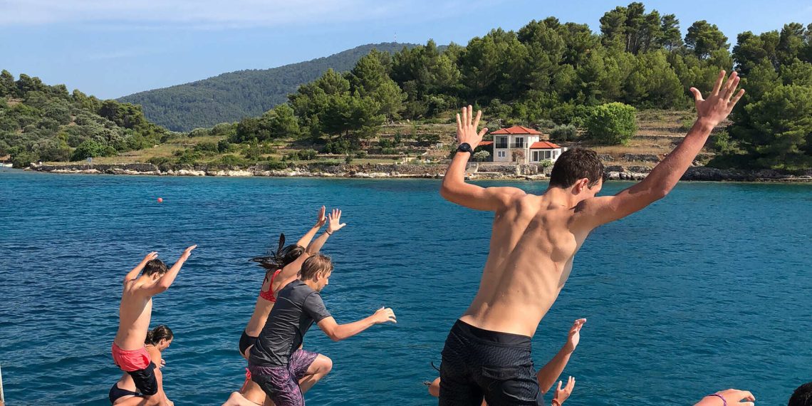 California’s Backroads Unveils New Iceland Journey Excursions, Highlighting Glaciers, Shoreline, and Outside Exploration for Energetic Vacationers