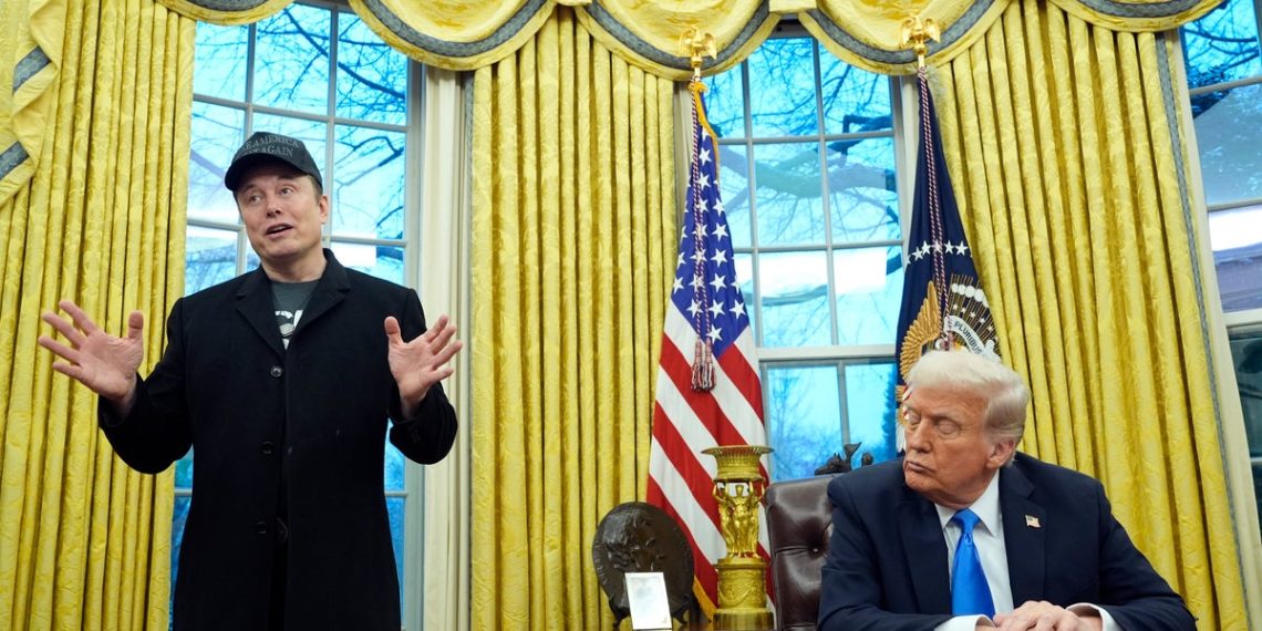 Trump calls for the return of Reuters’ left radical with $ 9 million in authorities contract. He’s the one who paid within the first place