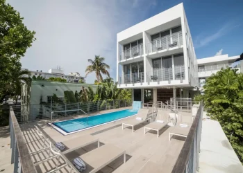 The Meridian Miami Seashore by Kasa Opens