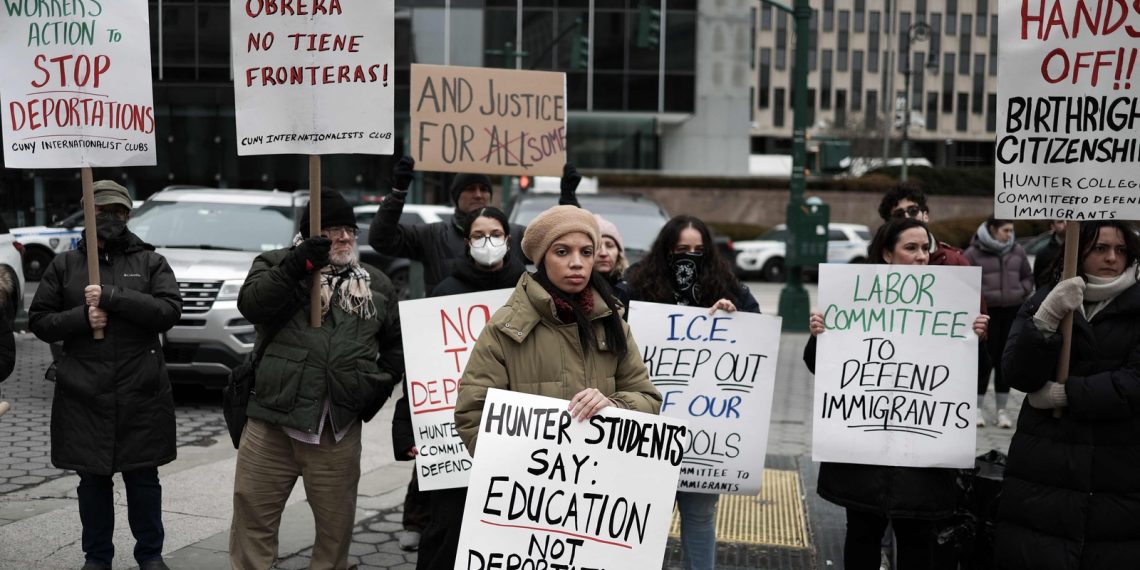 Enormous uproar as Texas lady takes her personal life after being bullied over household’s immigration standing; ‘That’s not America’