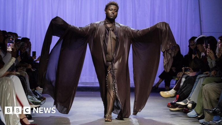 London Vogue Week: Plus-size male mannequin needs to guide a change