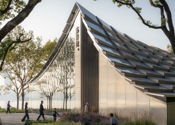 Massive reveals Jinji Lake pavilion with pixelated glass roof on the Suzhou water