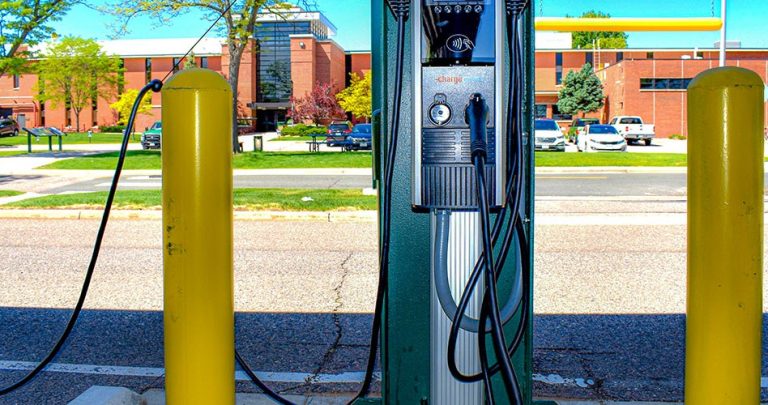 The GSA closes its EV loaders, calling it “will not be important for the mission”