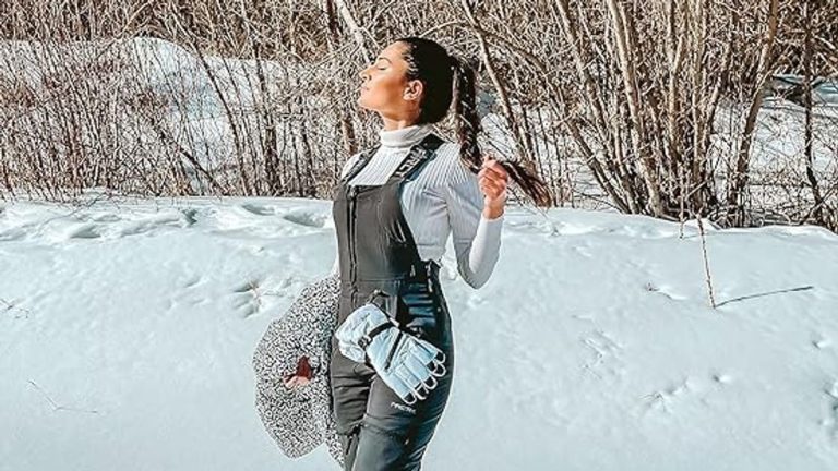 Ladies’s winter style that’s fashionable and purposeful