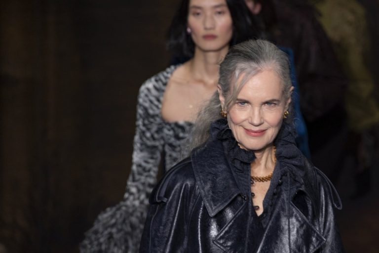 PHOTO COLLECTION London Vogue Week – Cochrane Eagle