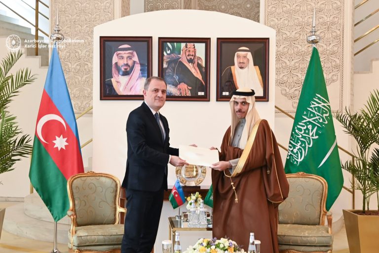 Azerbaijani, Saudi Arabian FMS focus on cooperation in worldwide organizations