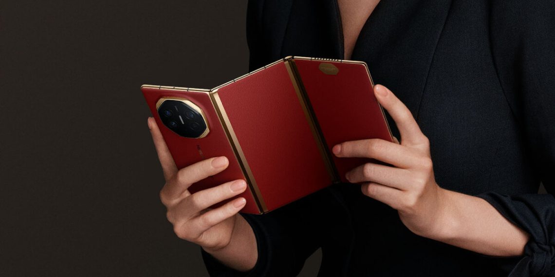 Huawei Mate XT, the Tri-Fold smartphone, launch worldwide