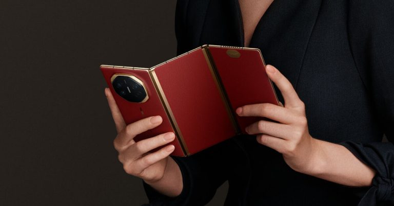 Huawei Mate XT, the Tri-Fold smartphone, launch worldwide