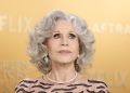 Jane Fonda, 87, Handles Onstage Audio Mishap at 2025 SAG Awards With Humor