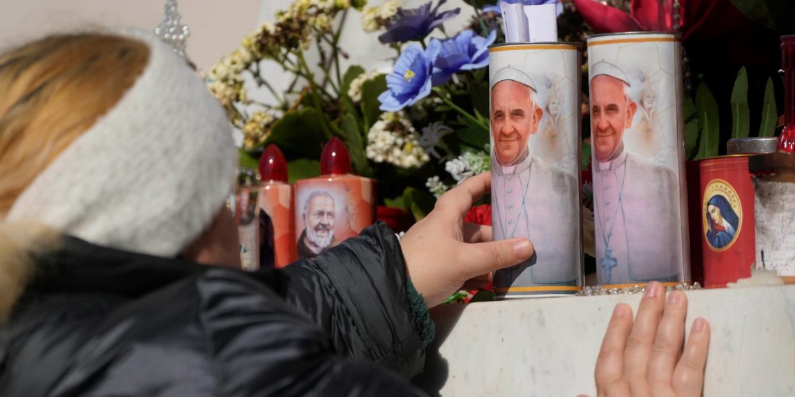 “Pope Francis will not be out of hazard,” says the docs who go to him within the hospital