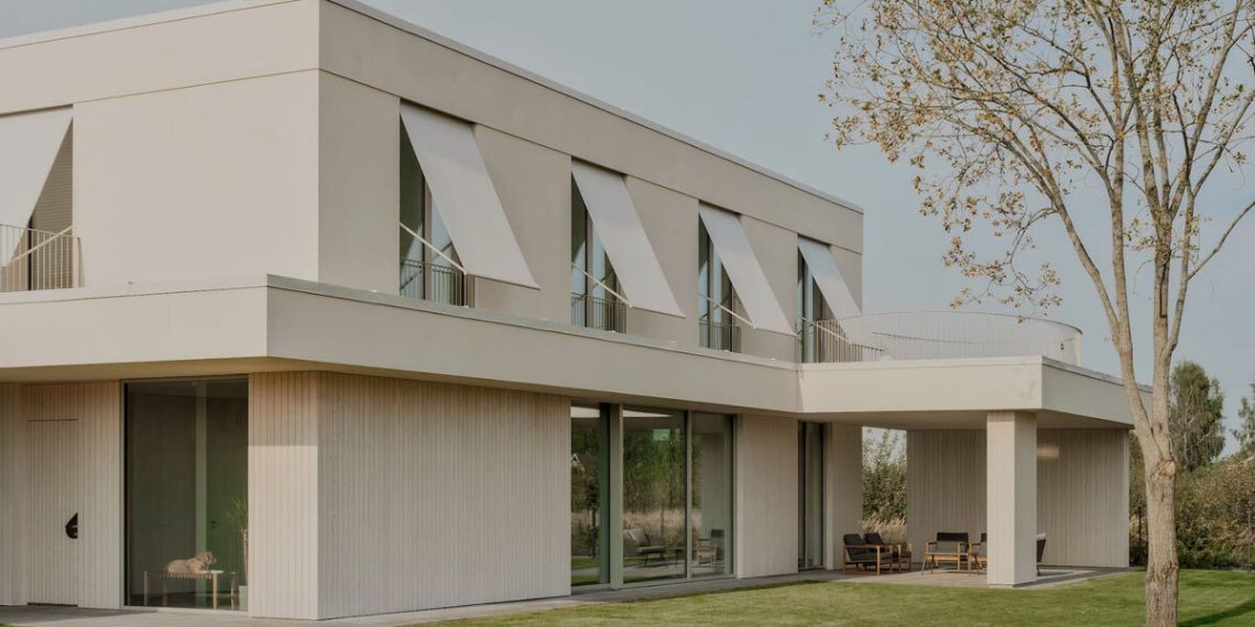 Gaiss helps the linear quantity of the home on the picket wearing Latvia