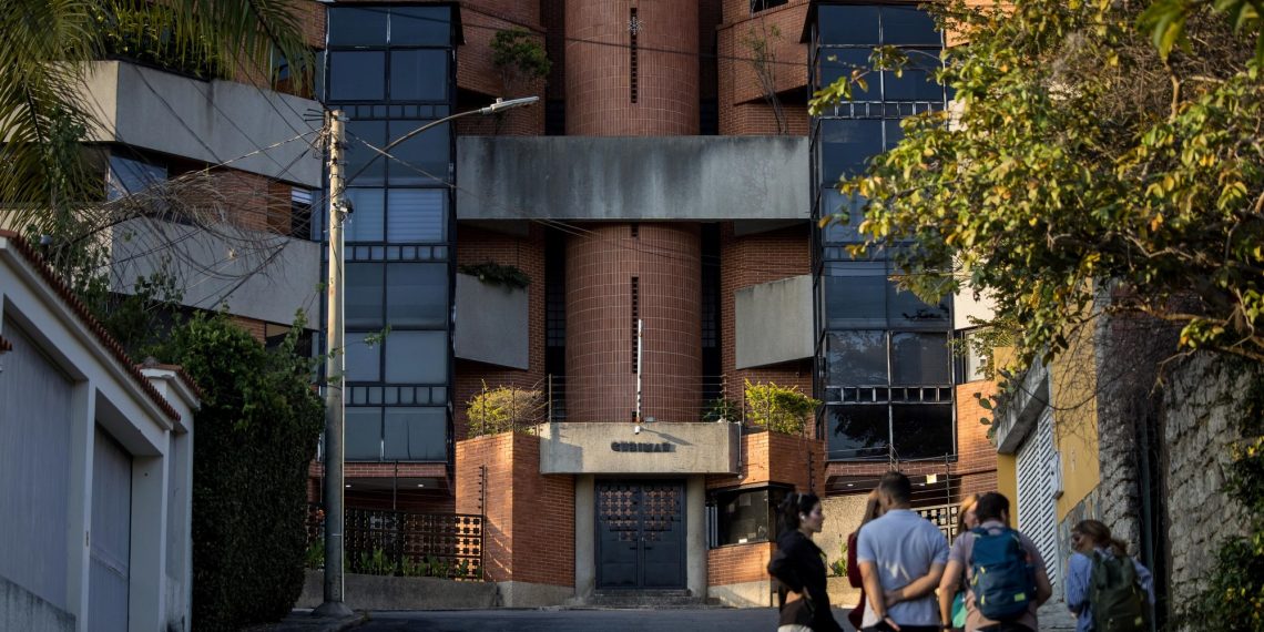 “Unidentified males try to power my home”