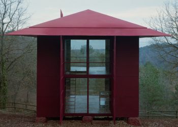 Prefabricated Picket Home in Barcelona Woods