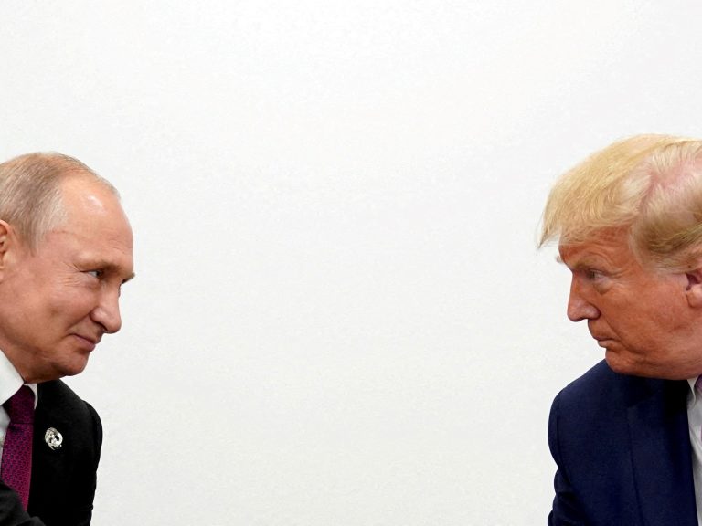 America start a dialogue with Russia for peace in Ukraine and exclude Europe from the negotiations