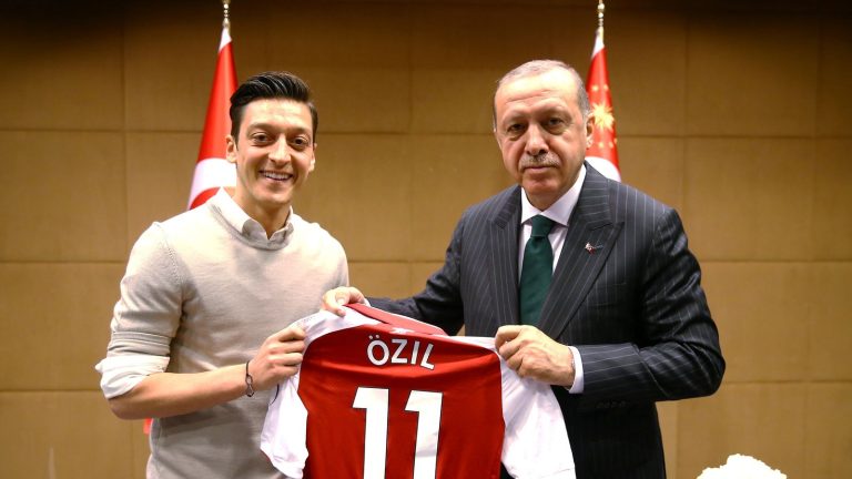 Mesut Ozil: The previous midfielder of Arsenal and Actual Madrid enters Turkish politics | World information