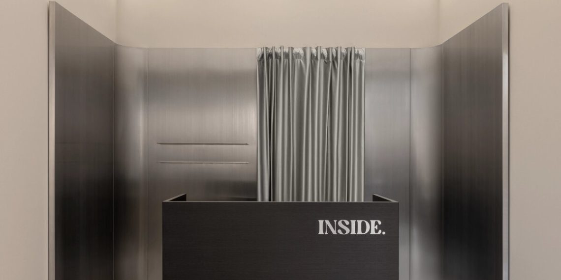 A minimal however daring intercourse retailer, with out clichés in Kyiv