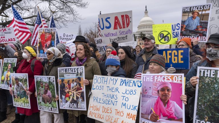 Trump’s request for US assist staff to return residence sparks anger at Washington and anxiousness abroad