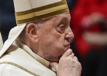 Pope Francis not but out of hazard, medical doctors say in well being replace from hospital