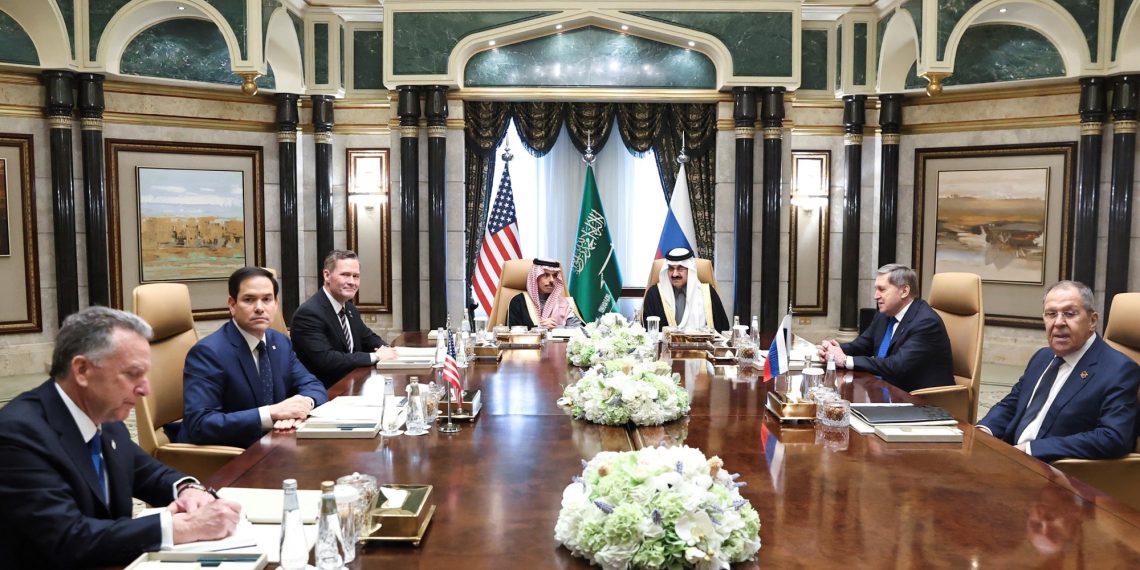 Historic method between the USA and Russia to form the top of the struggle, isolate Ukraine and Europe