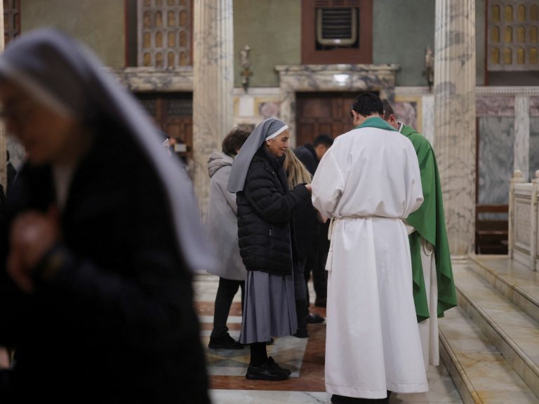 A Mass on the Nationwide Church of Argentina, in Rome, to hope for Francisco and have fun its enchancment