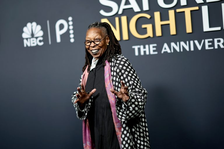 Why Whoopi Goldberg By no means Hosted ‘Saturday Night time Stay’