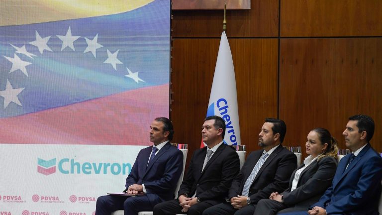 Trump cuts monetary life for Venezuela’s authorities ending permits to export to us